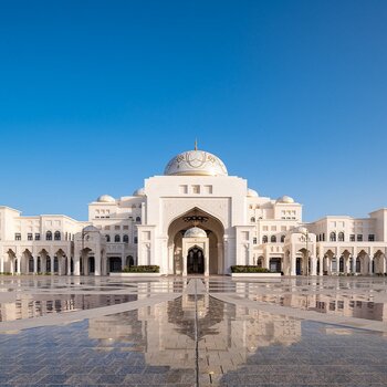 <span>Day 2</span> Abu Dhabi