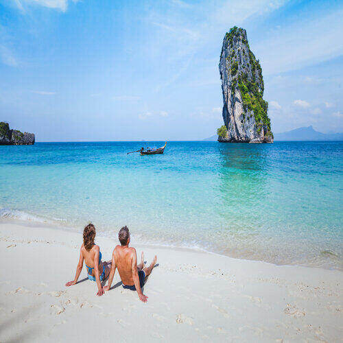 <span>Day 4</span> Phi Phi Island