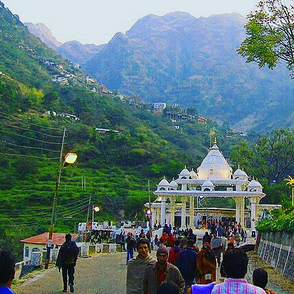 <span>Day 2</span> Katra