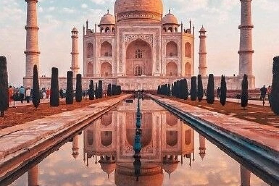 Taj Mahal - Agra - New Delhi