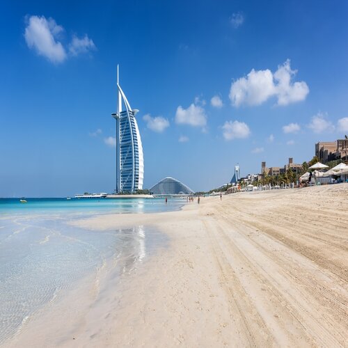 <span>Day 2</span> Dubai